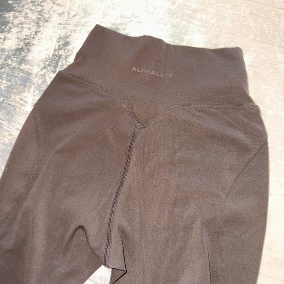 Alphalete Aura Leggings - Cashmere - Picture 2 of 4